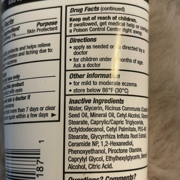 Eucerin eczema relief cream. Dermatological skincare. - Picture 3 of 3